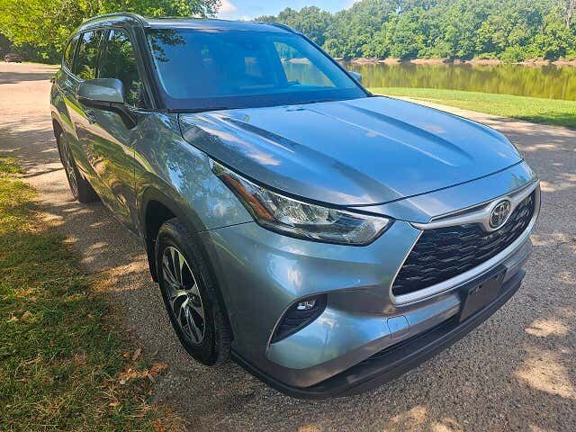 2020 TOYOTA Highlander