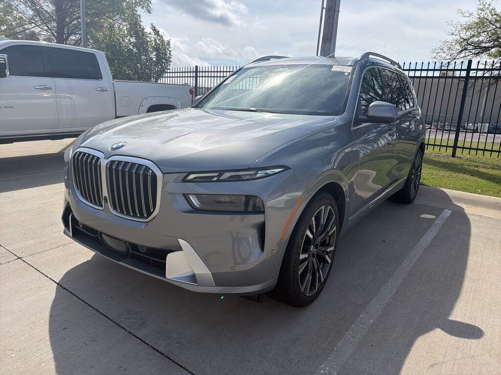 2024 BMW X7