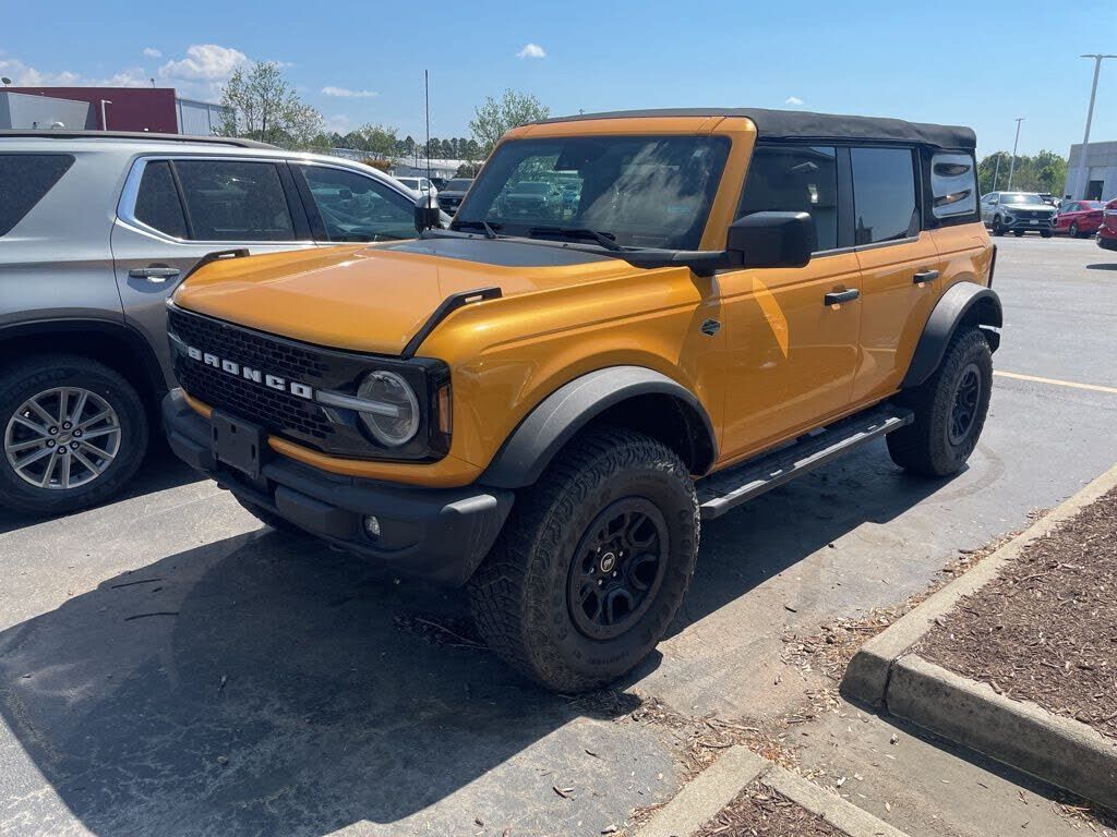 2022 FORD Bronco