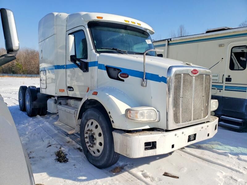 2016 PETERBILT 567