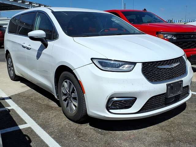 2023 CHRYSLER Pacifica