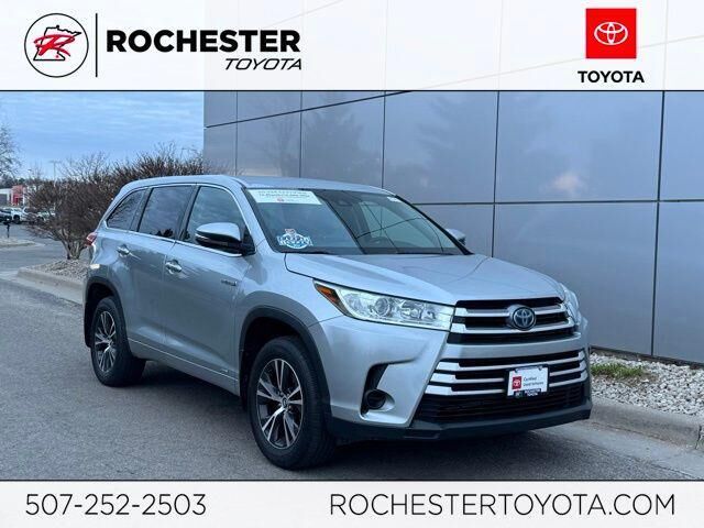 2017 TOYOTA Highlander