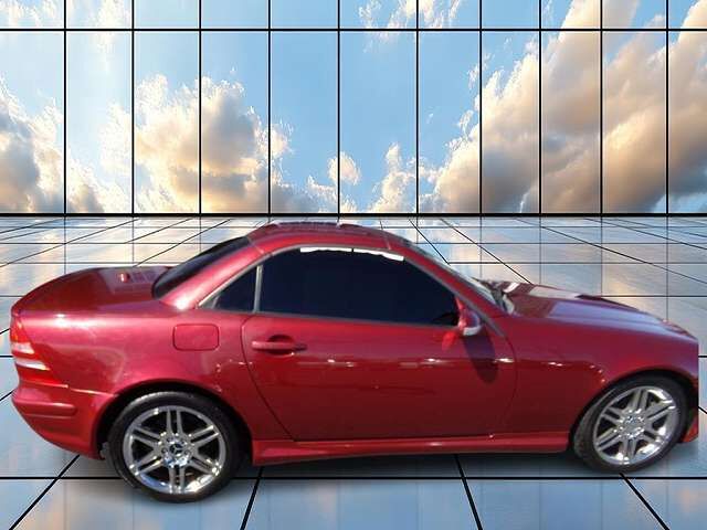 2004 MERCEDES-BENZ SLK-Class
