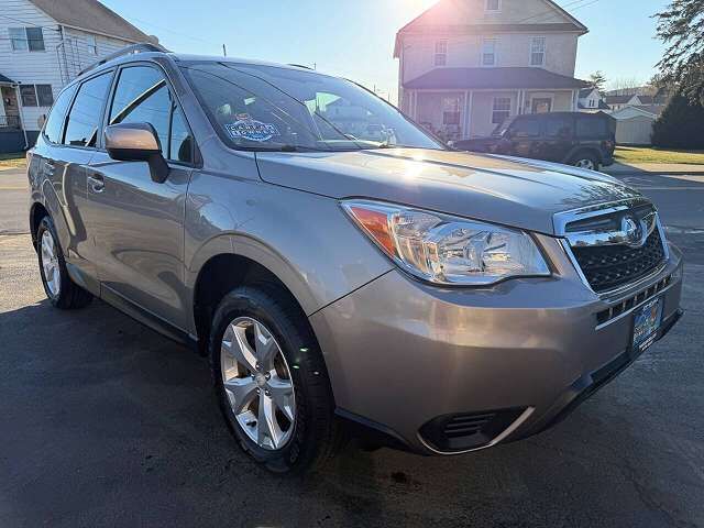 2016 SUBARU Forester