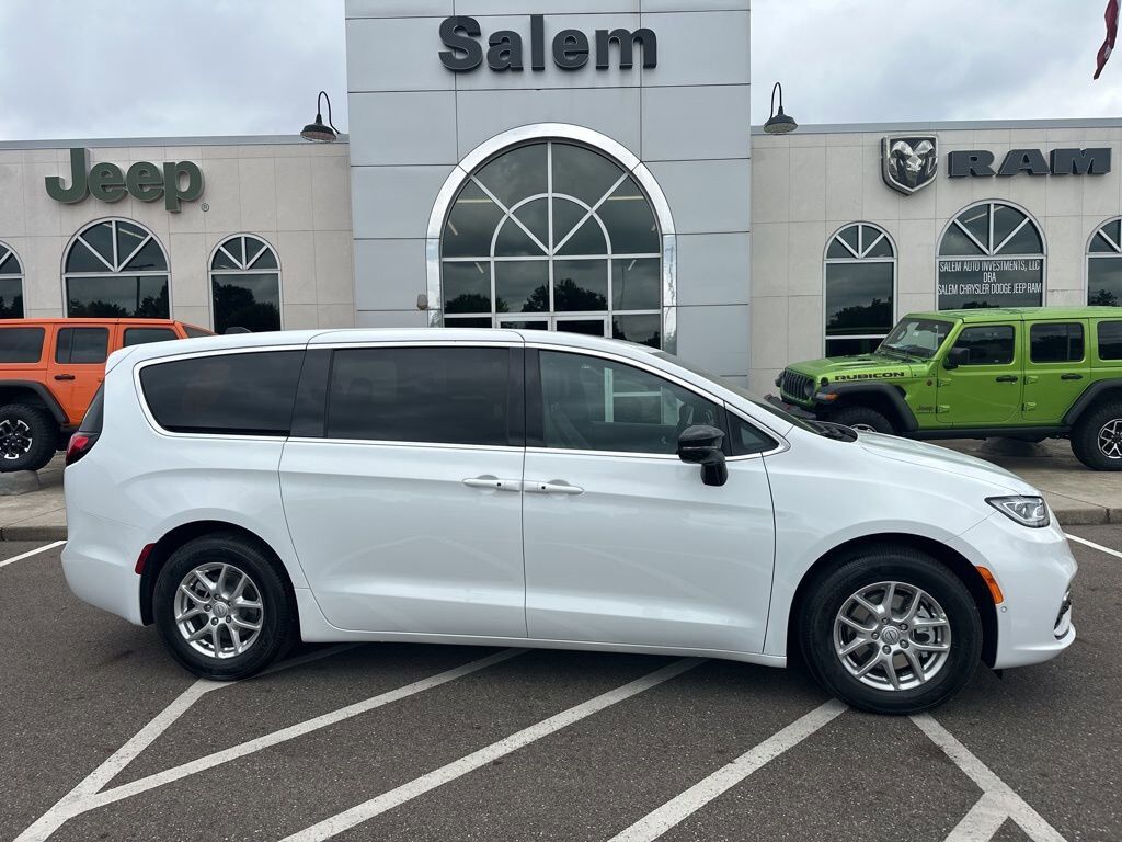 2026 CHRYSLER Pacifica