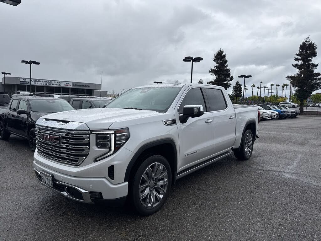 2023 GMC Sierra