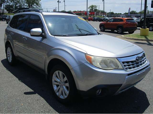 2013 SUBARU Forester
