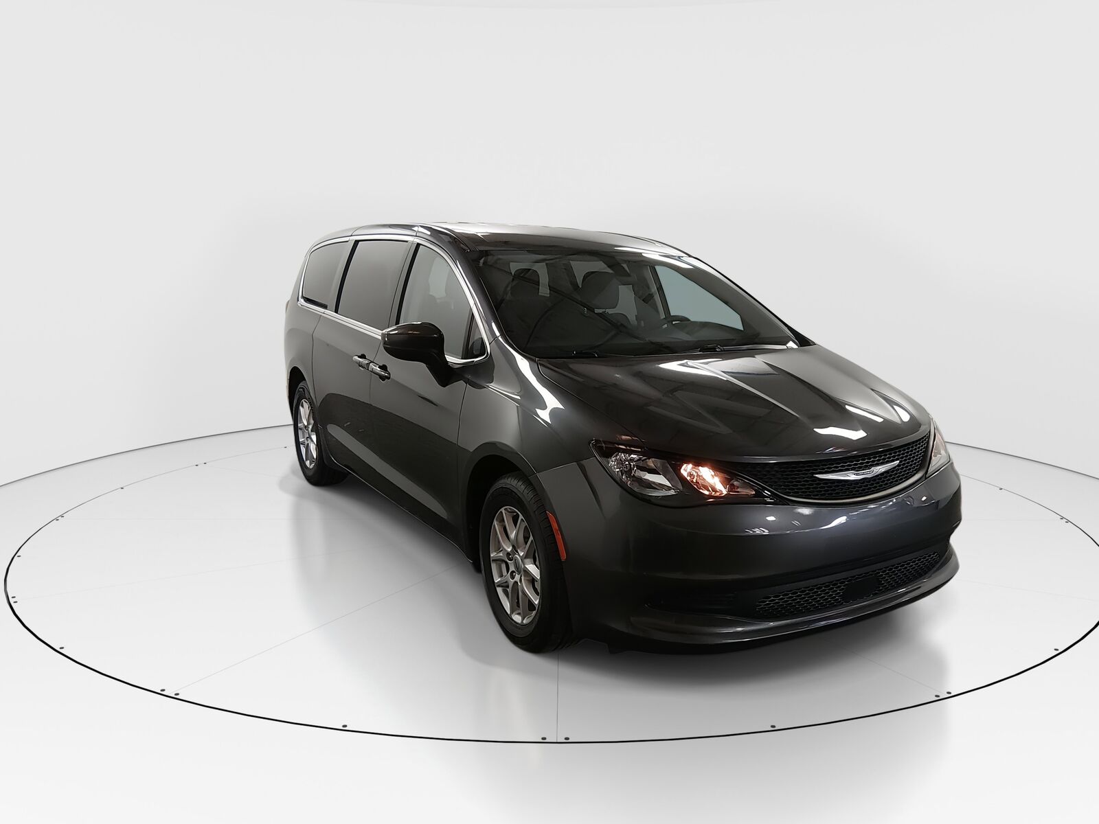 2022 CHRYSLER Voyager