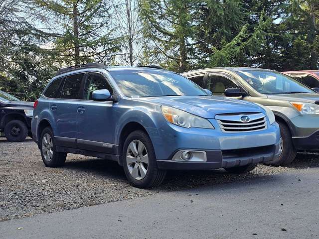 2012 SUBARU Outback
