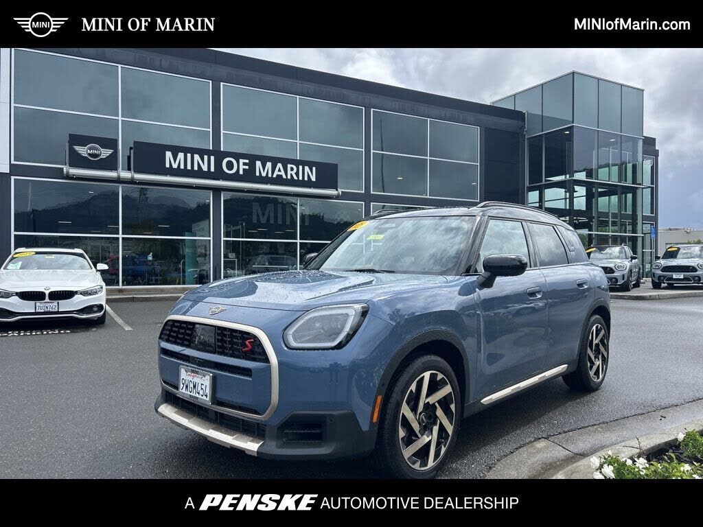 2025 MINI Countryman