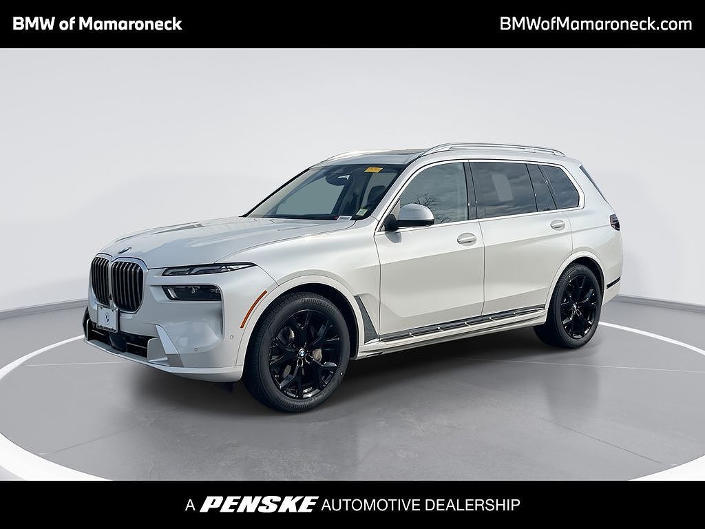 2023 BMW X7