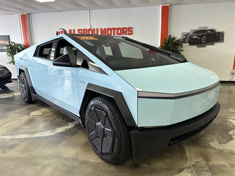 2024 Tesla Cybertruck