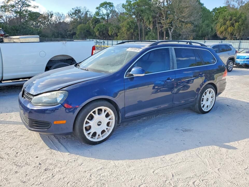 2013 VOLKSWAGEN Jetta SportWagen