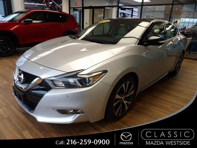 2016 NISSAN Maxima