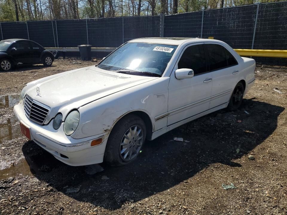 2000 MERCEDES-BENZ E-Class