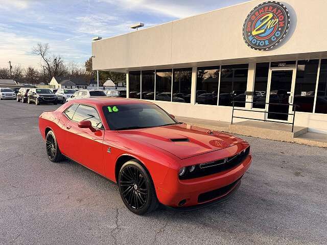 2016 DODGE Challenger