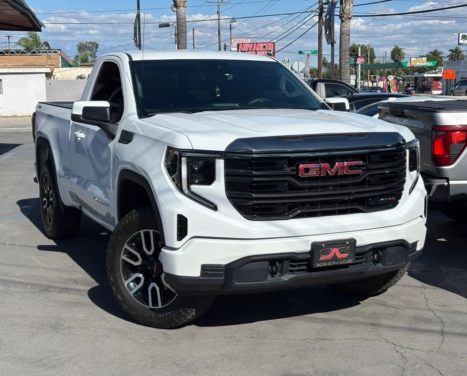 2023 GMC Sierra