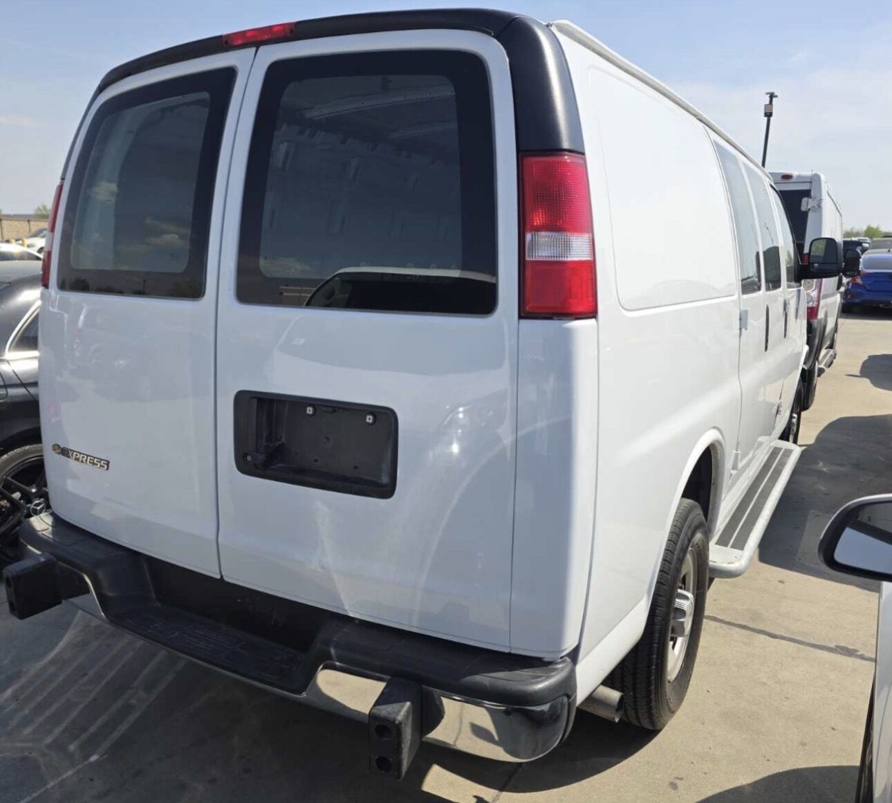 2024 CHEVROLET Express