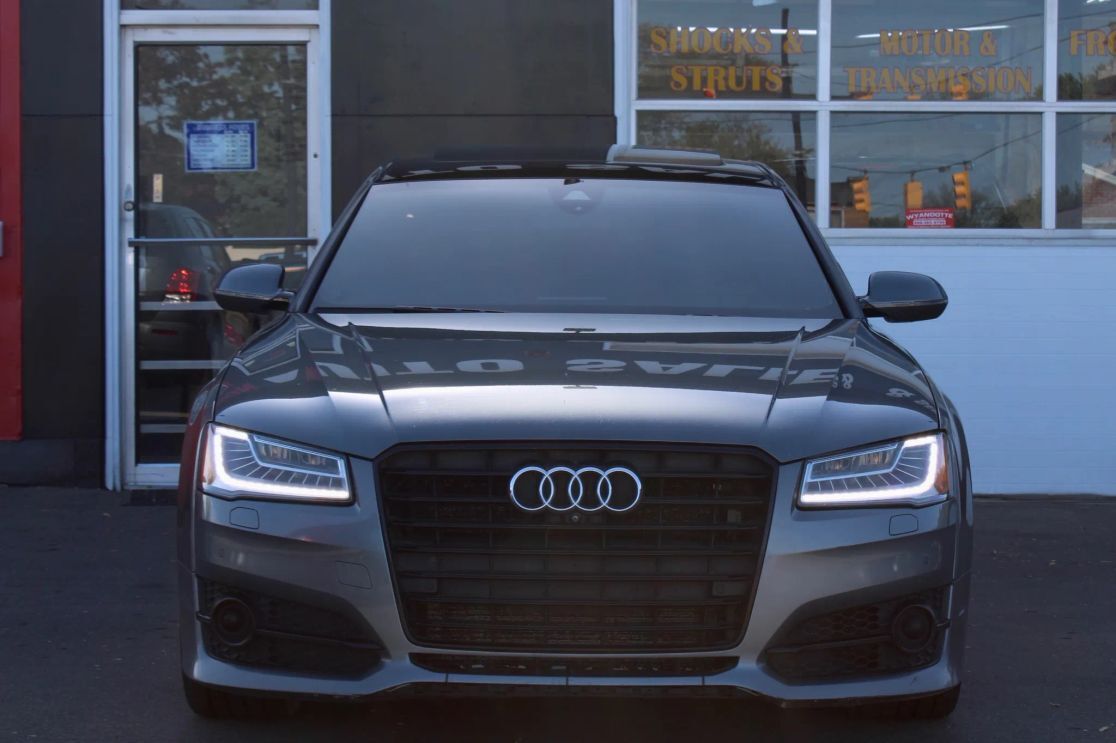 2017 AUDI A8