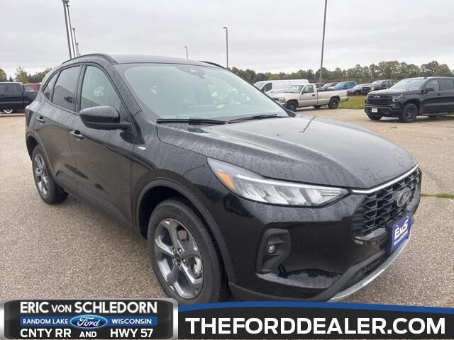 2026 FORD Escape