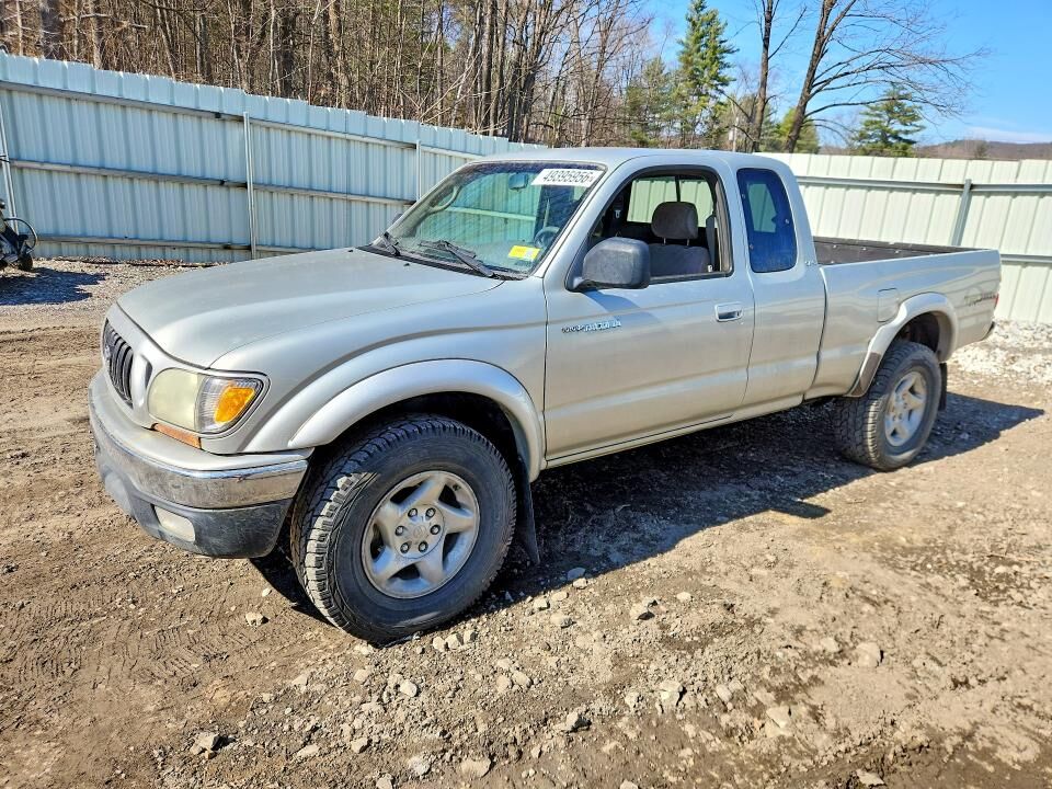 2004 TOYOTA Tacoma