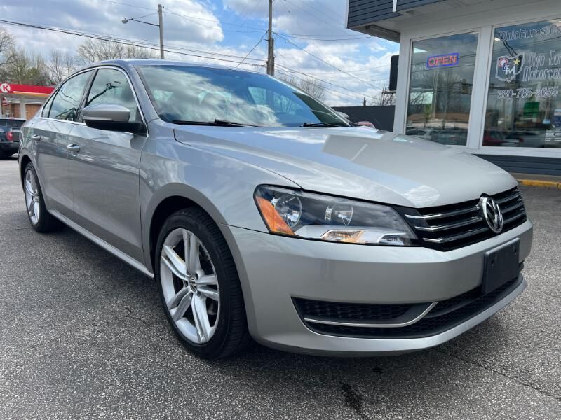 2014 VOLKSWAGEN Passat