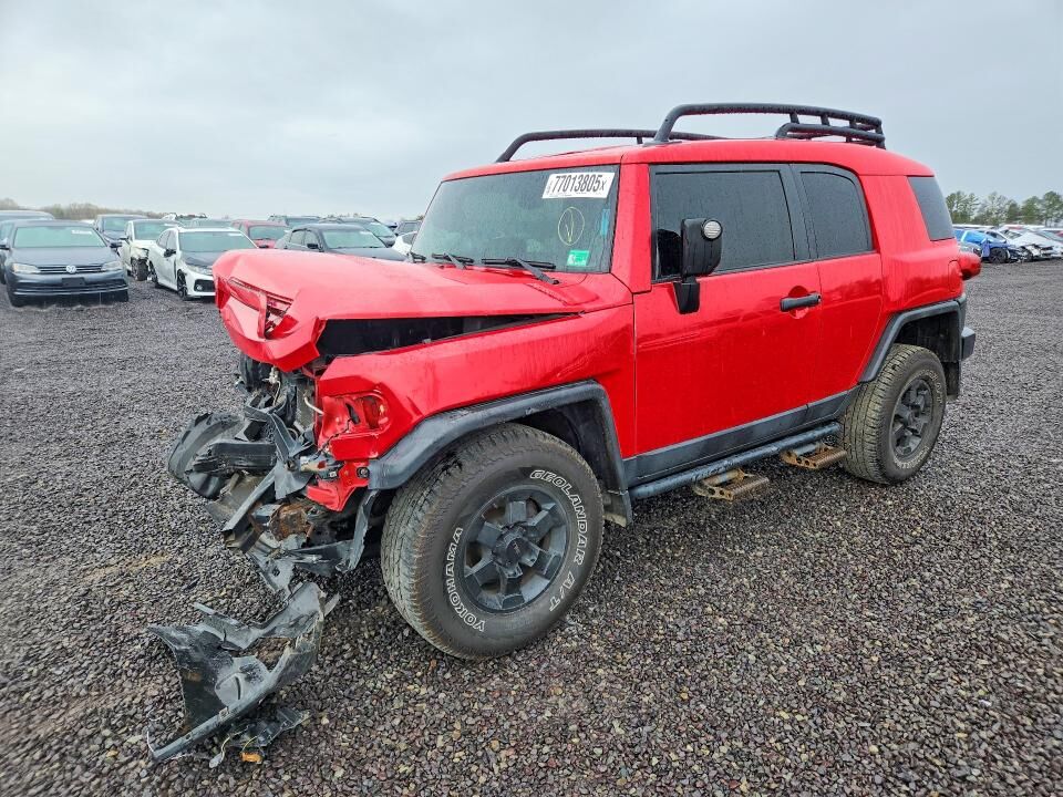 2012 TOYOTA FJ Cruiser