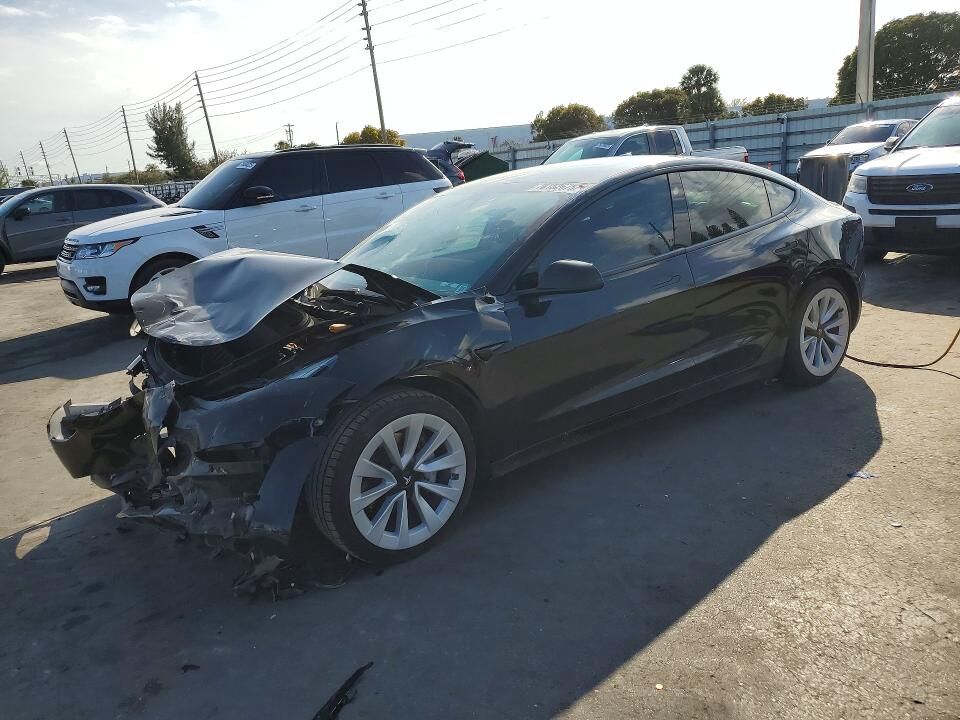 2021 TESLA Model 3