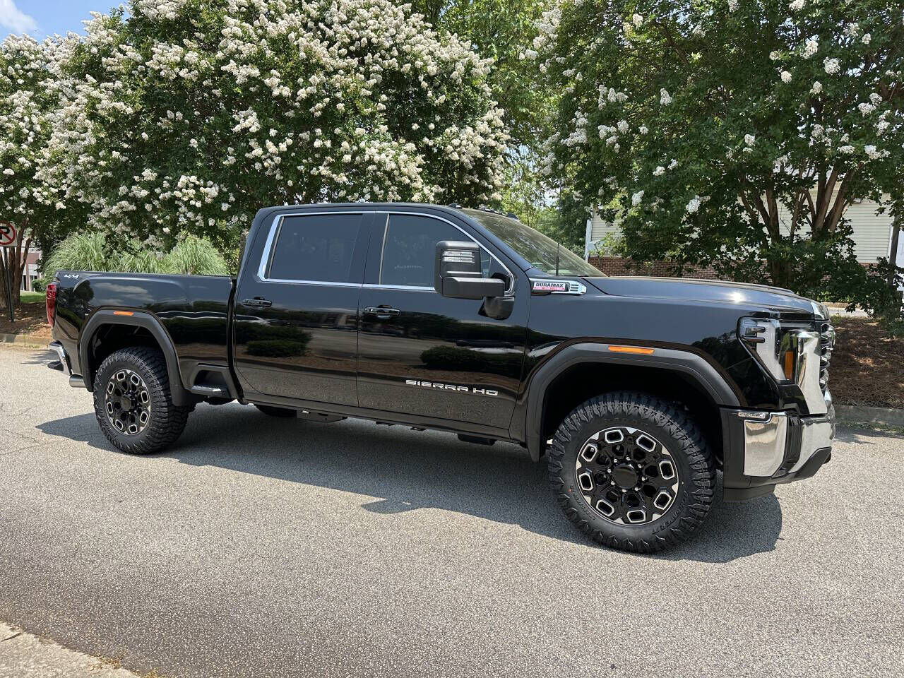 2025 GMC Sierra HD
