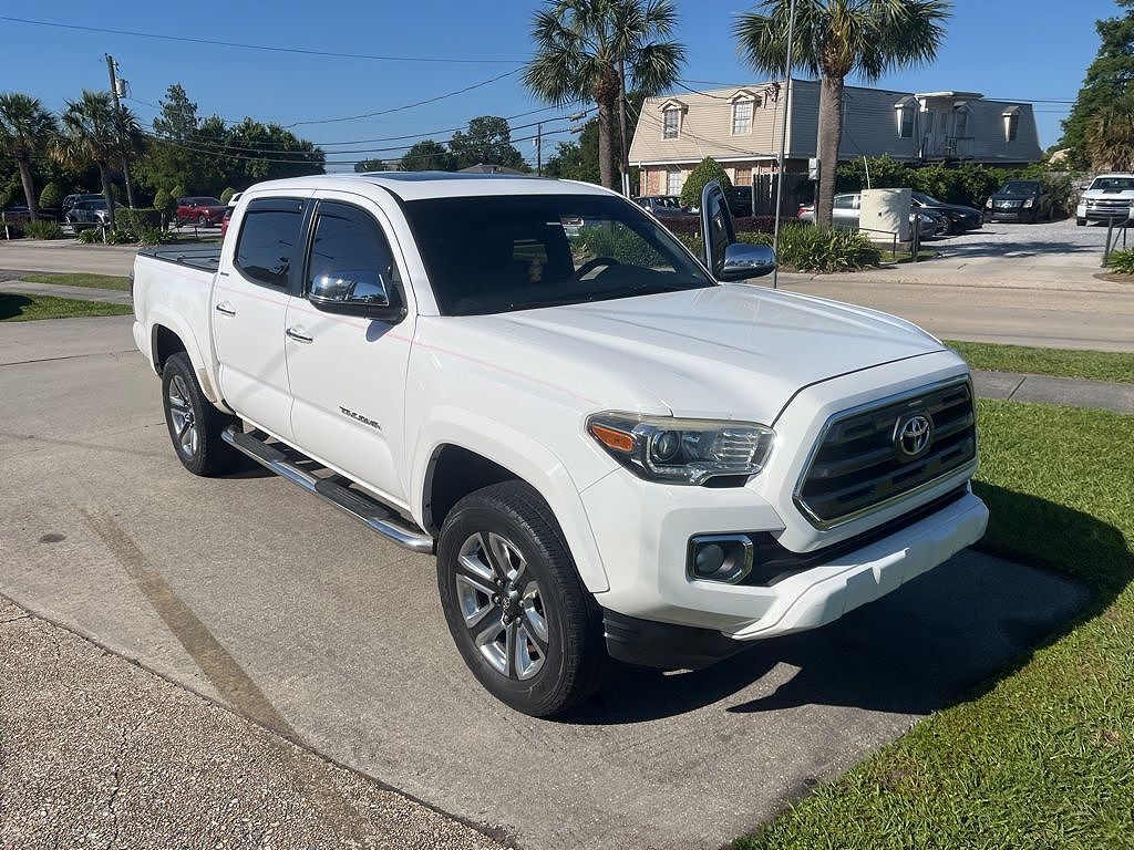 2016 TOYOTA Tacoma