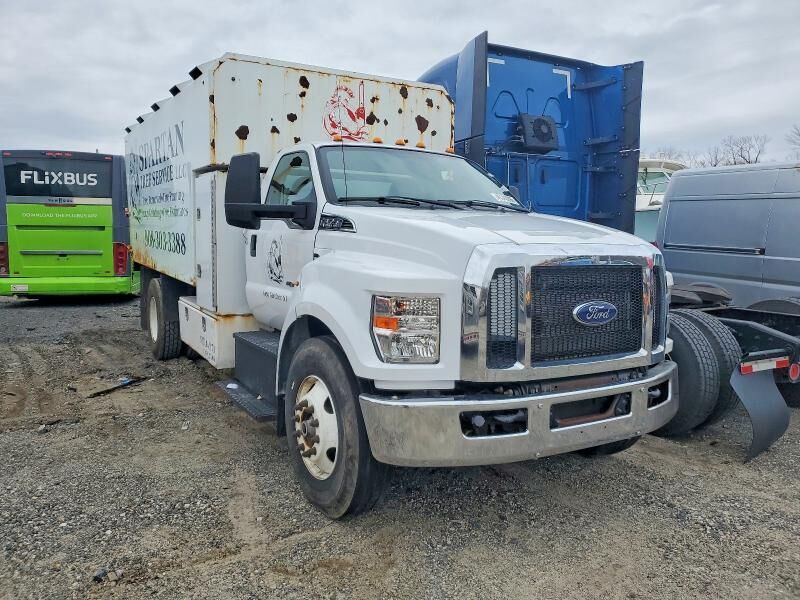 2019 FORD F-750
