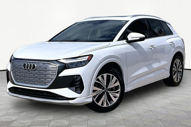 2023 AUDI Q4