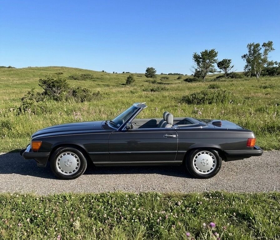 1988 MERCEDES-BENZ 560