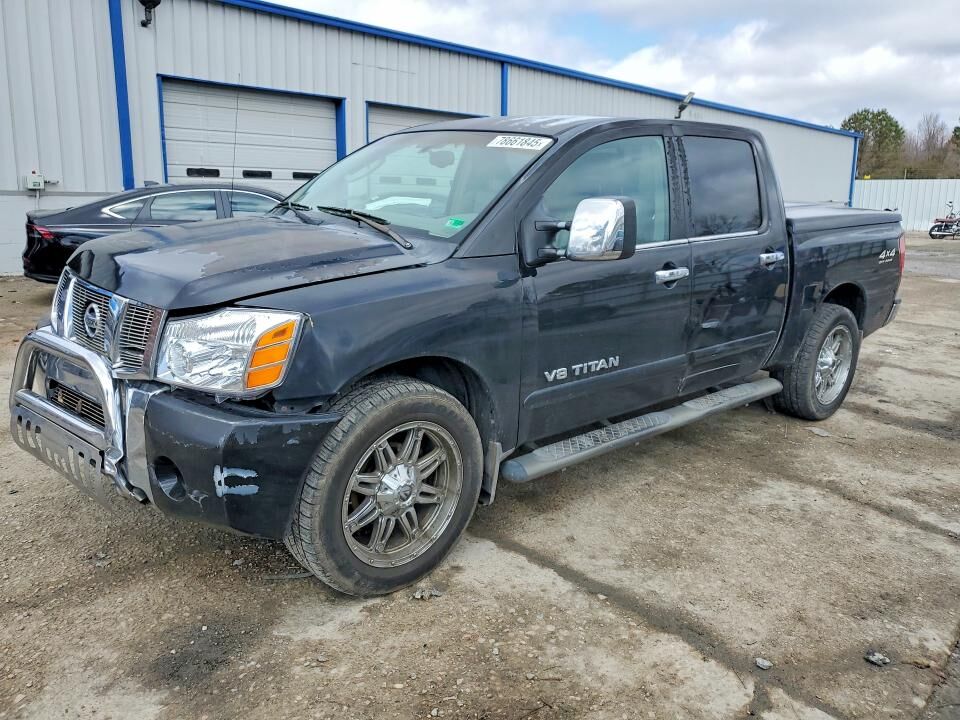 2005 NISSAN Titan