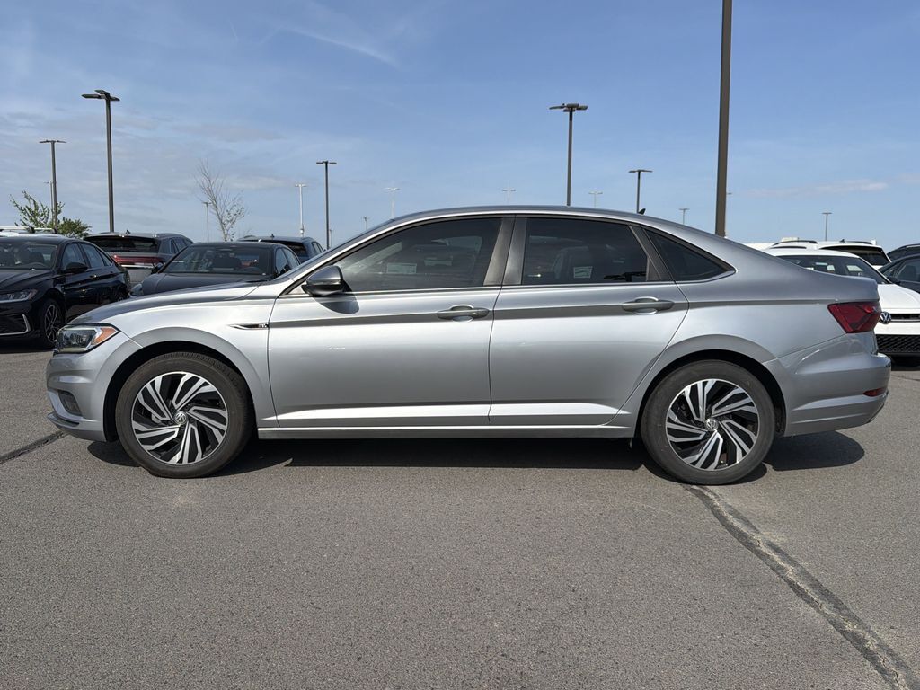 2021 VOLKSWAGEN Jetta