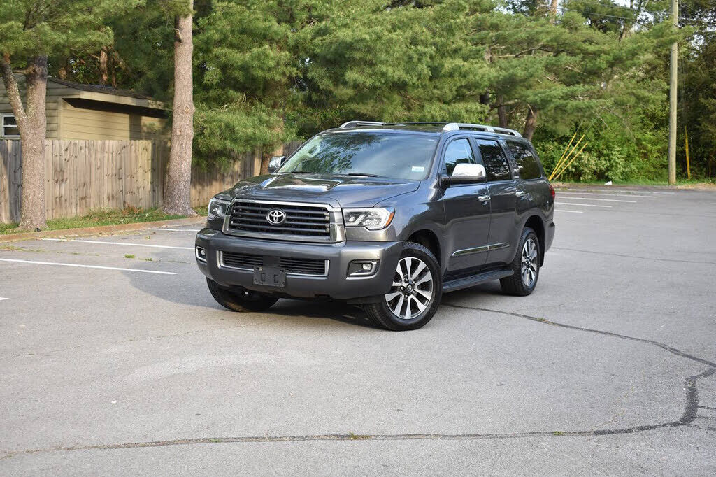 2018 TOYOTA Sequoia
