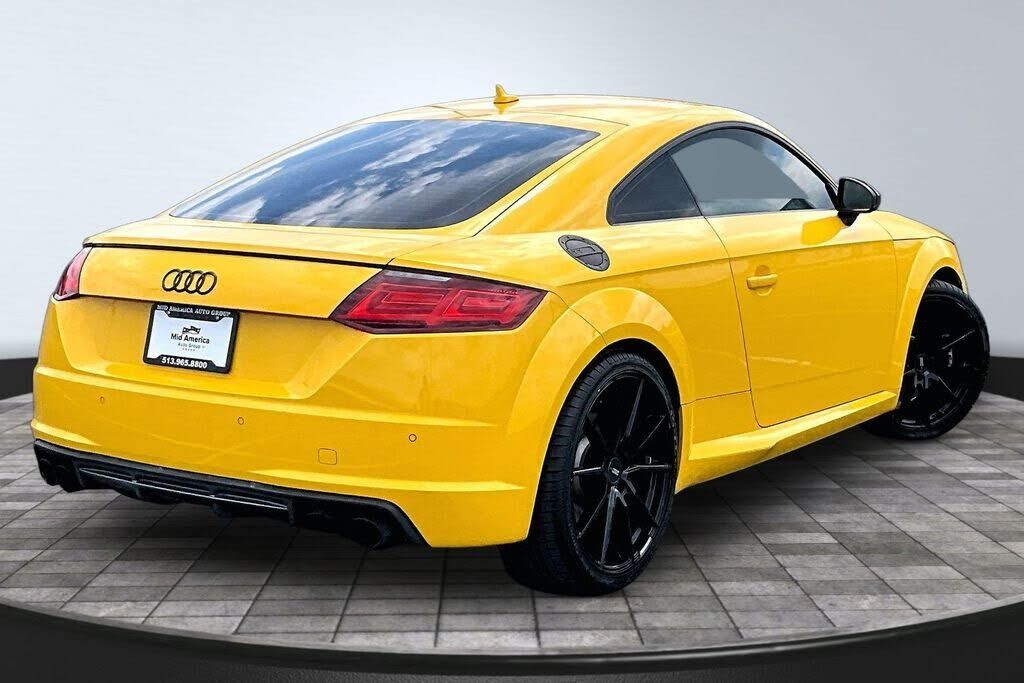 2016 Audi TTS