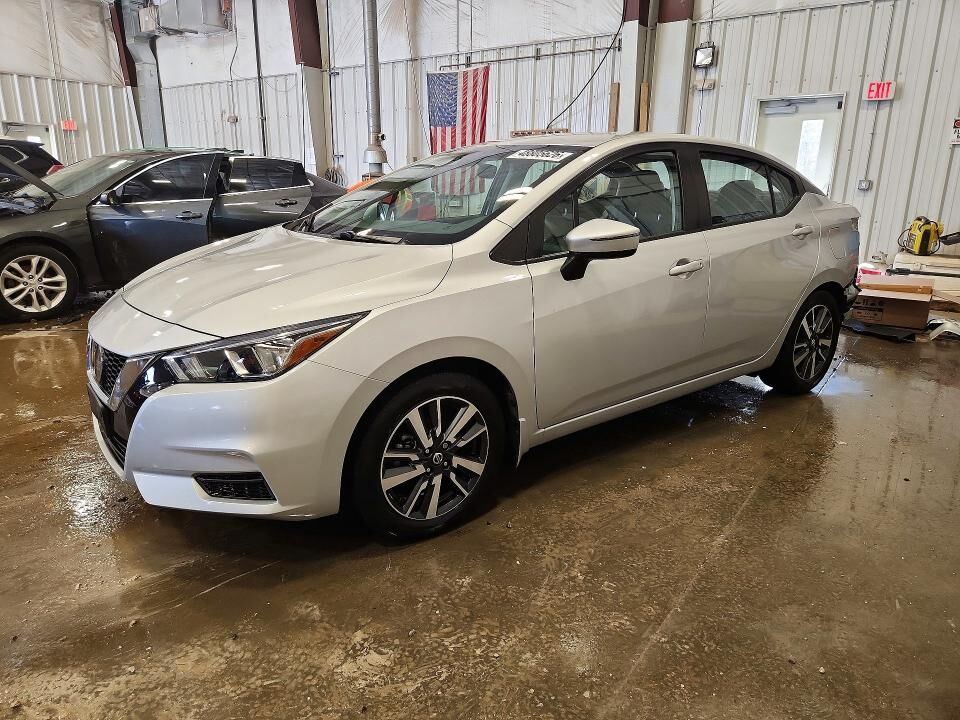 2020 NISSAN Versa