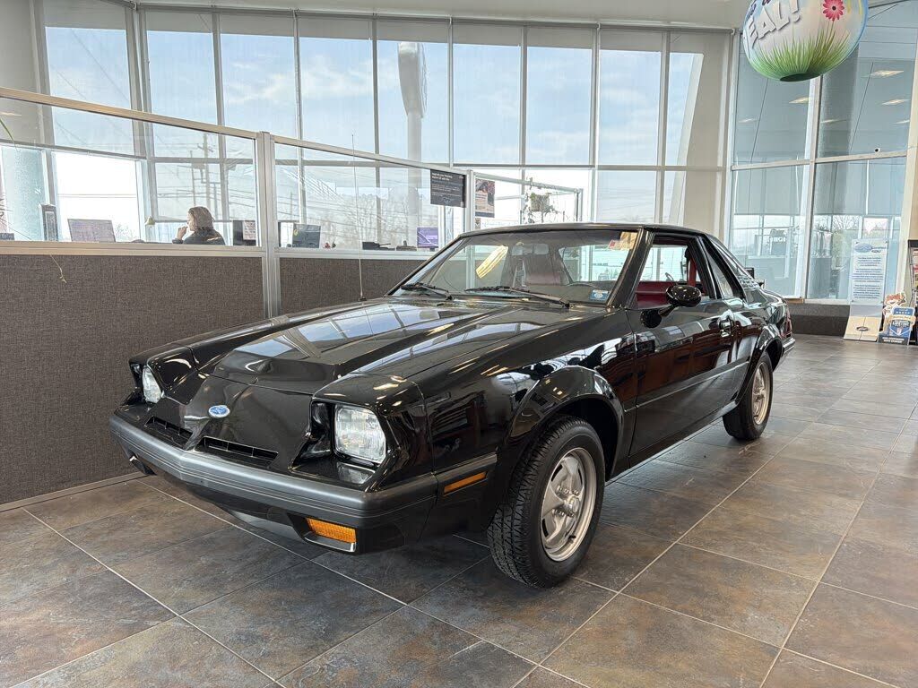 1982 FORD Escort