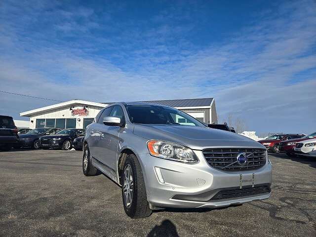 2015 VOLVO XC60