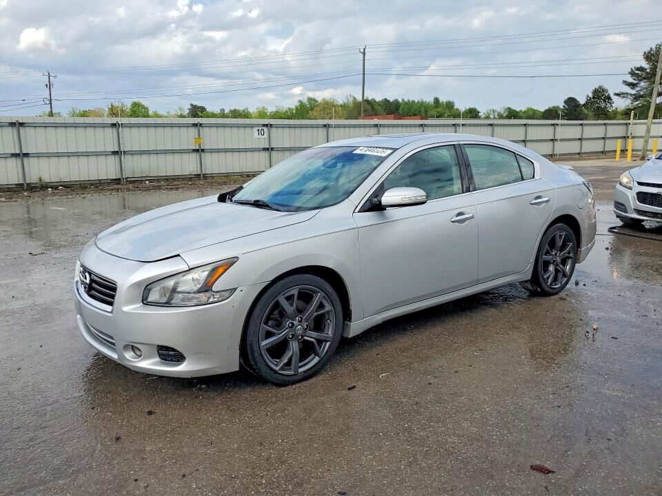2014 NISSAN Maxima