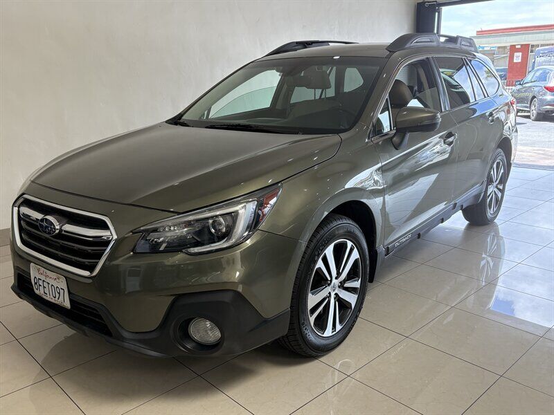 2018 SUBARU Outback