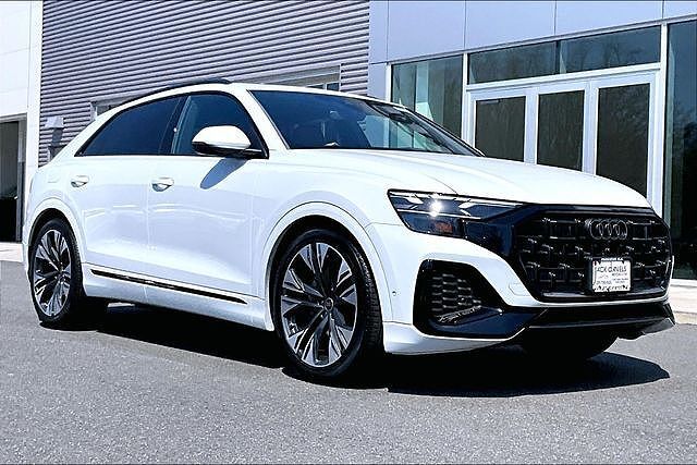 2025 Audi Q8