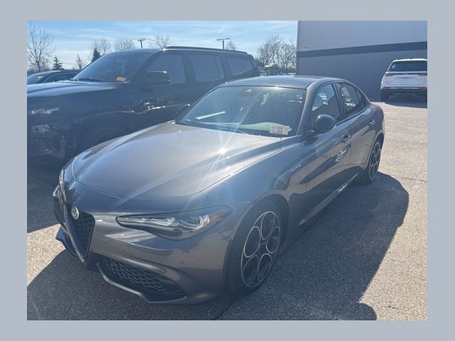 2024 ALFA ROMEO Giulia
