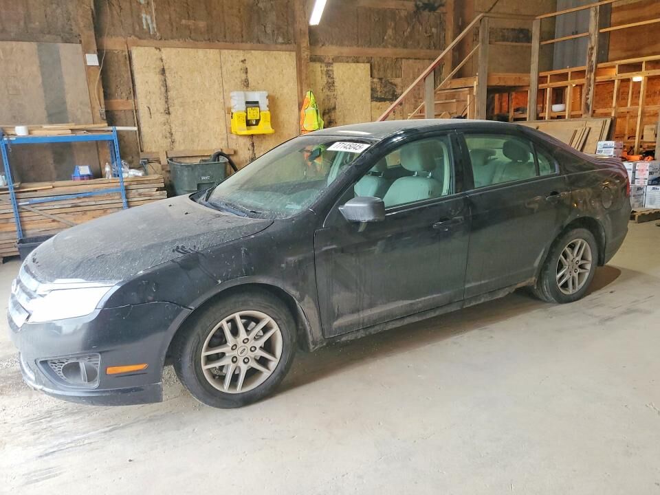 2011 FORD Fusion