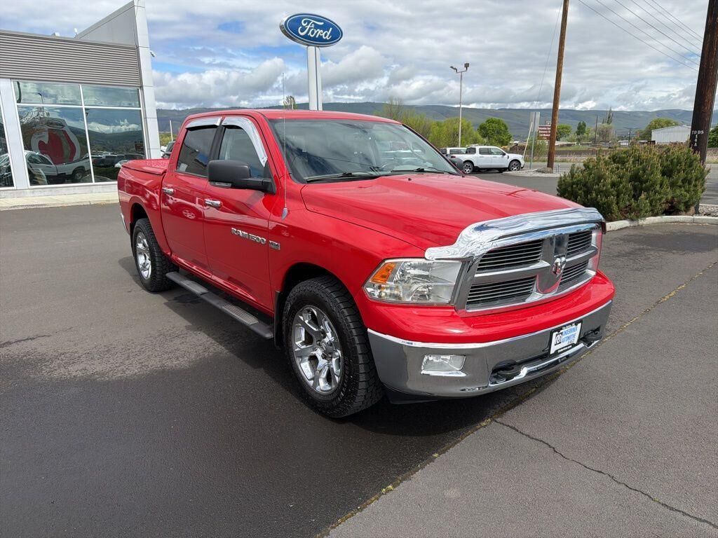 2012 DODGE Ram