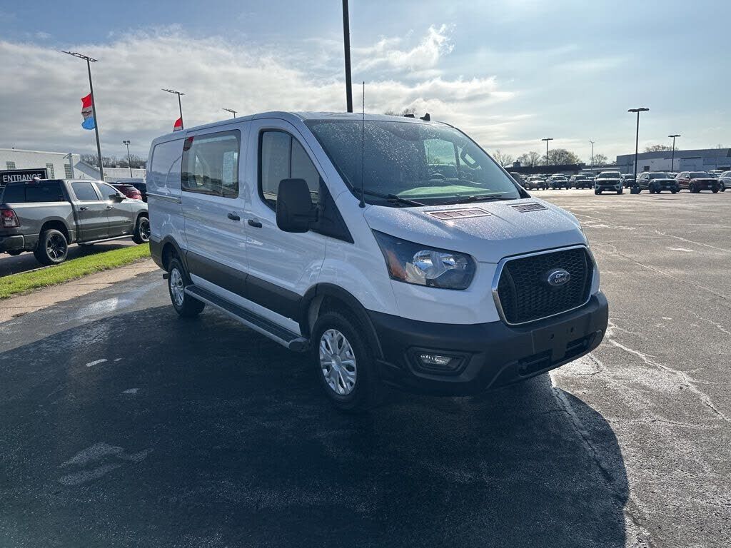2024 FORD Transit