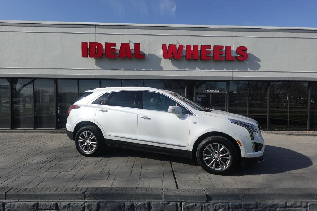 2022 CADILLAC XT5