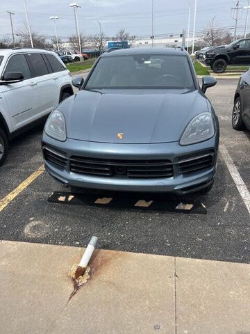 2019 PORSCHE Cayenne