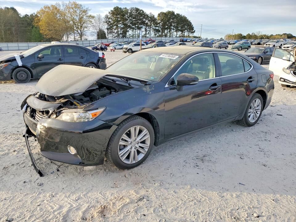 2013 LEXUS ES